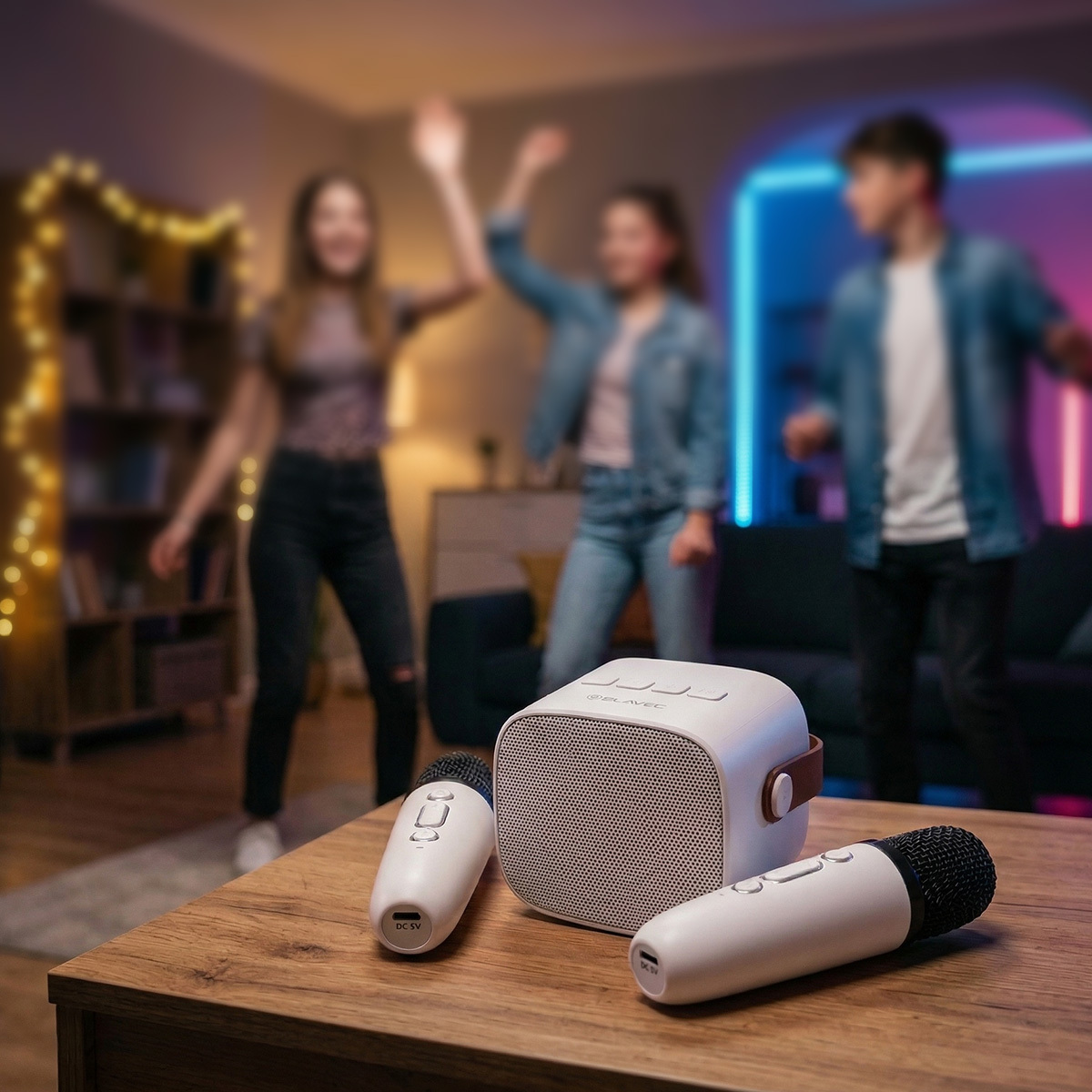 Głośnik Karaoke Blavec WS-07 5W z 2 mikrofonami biały SAMSUNG Galaxy A32 / 6 Głośnik Karaoke Blavec WS-07 5W z 2 mikrofonami biały SAMSUNG Galaxy A32 / 6