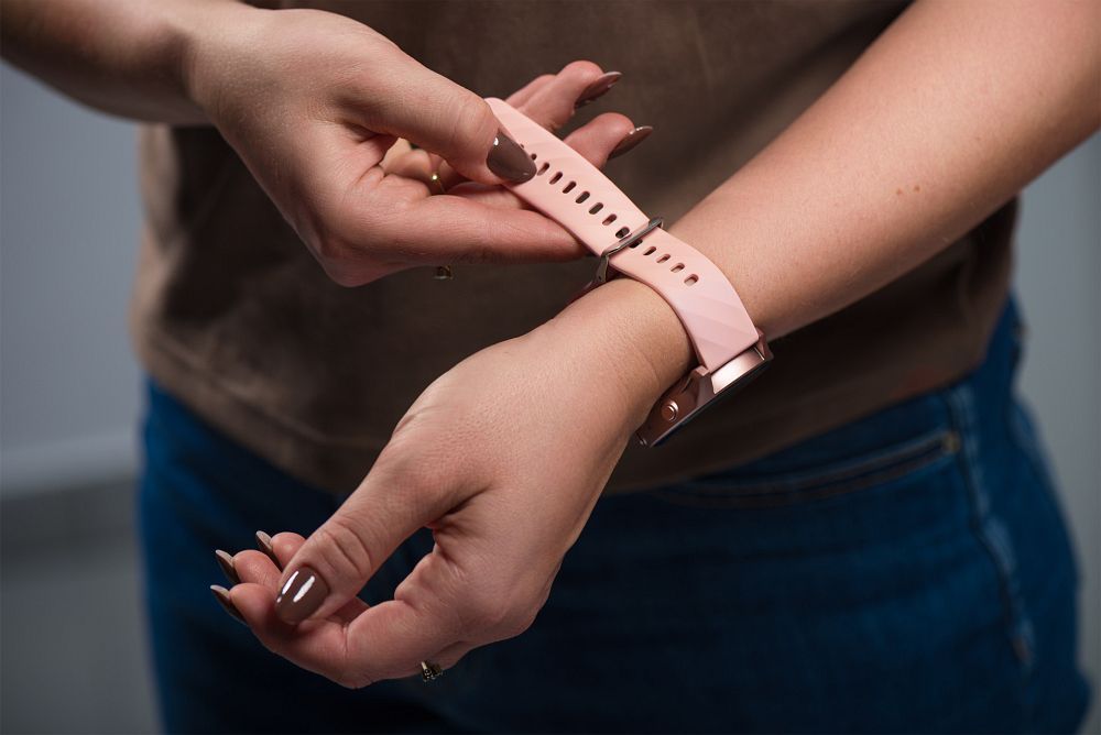 SmartWatch SmartBand Titmo O-100 różowy Xiaomi Poco F3 Pro / 4 SmartWatch SmartBand Titmo O-100 różowy Xiaomi Poco F3 Pro / 4