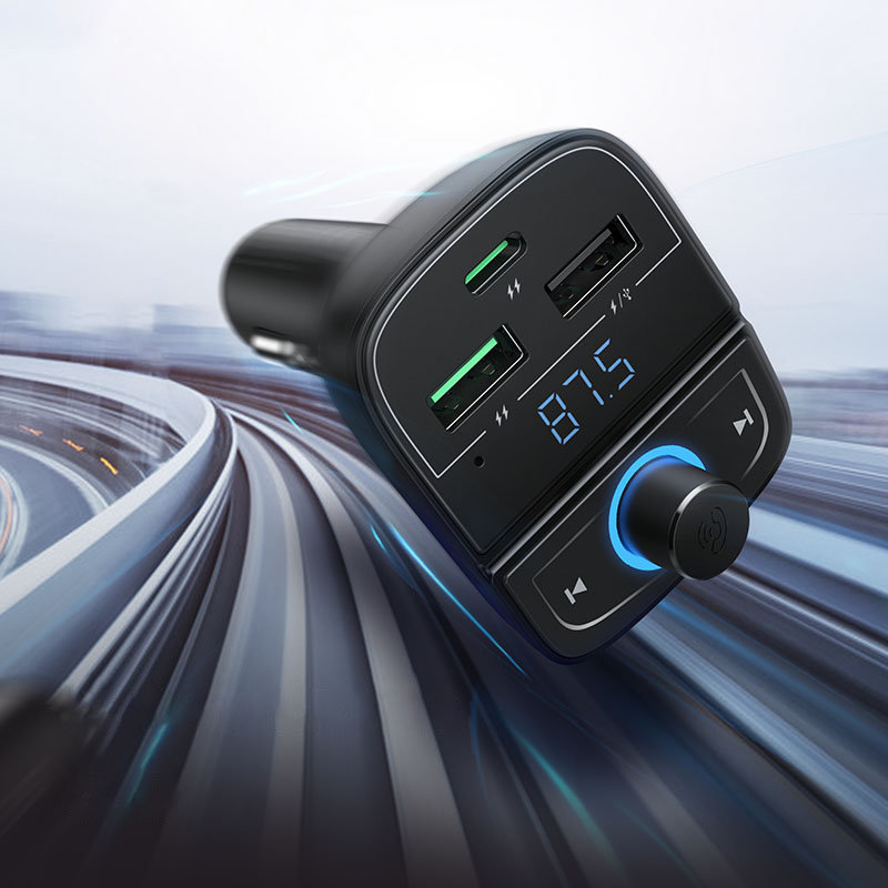 adowarka samochodowa Ugreen Transmiter FM Bluetooth 5.04,8 A CD229 czarny APPLE iPhone XS / 2