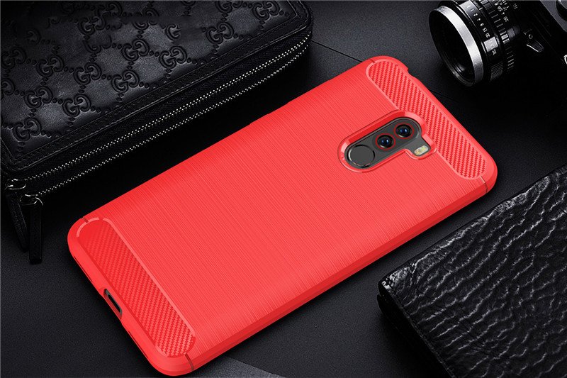 Pokrowiec etui pancerne Karbon Case czerwone Xiaomi Pocophone F1 / 2
