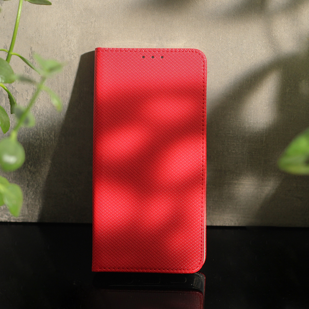 Pokrowiec etui z klapk Magnet Book czerwone MOTOROLA Moto E13 / 6