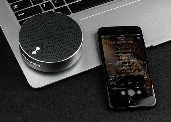 Gonik mobilny Bluetooth AWEI Y800 mini czarny SONY Xperia Z3+ / 4
