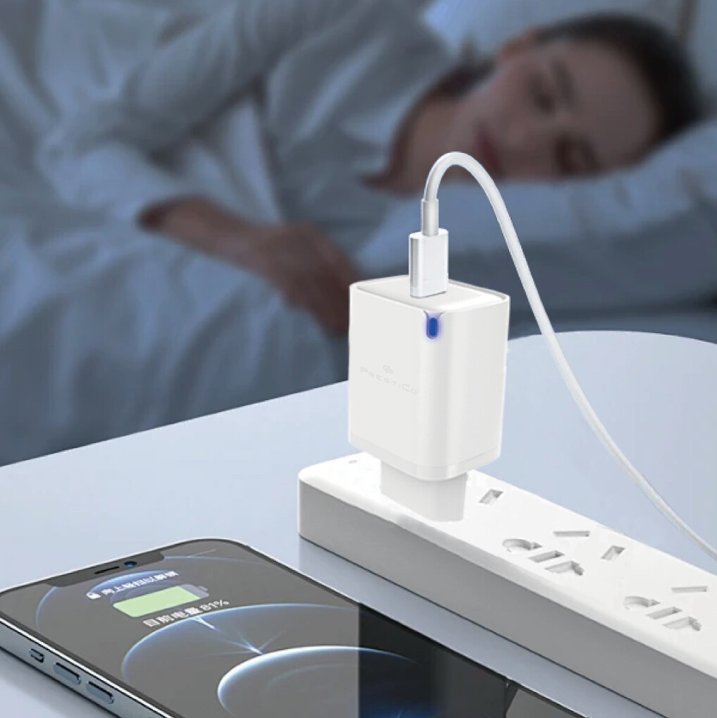 Ładowarka sieciowa PRESTICO F24 Typ-C 45W Gan biała Xiaomi Redmi Note 12 5G / 4 Ładowarka sieciowa PRESTICO F24 Typ-C 45W Gan biała Xiaomi Redmi Note 12 5G / 4