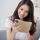 Pokrowiec etui z klapką Magnet Book złote Xiaomi Redmi Note 13 / 2