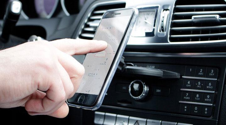 Uchwyt samochodowy magnetyczny do slotu CD czarny SAMSUNG Galaxy S III mini VE / 10